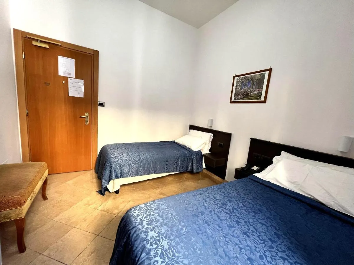 Hotel Domus Termini Roma İtalya