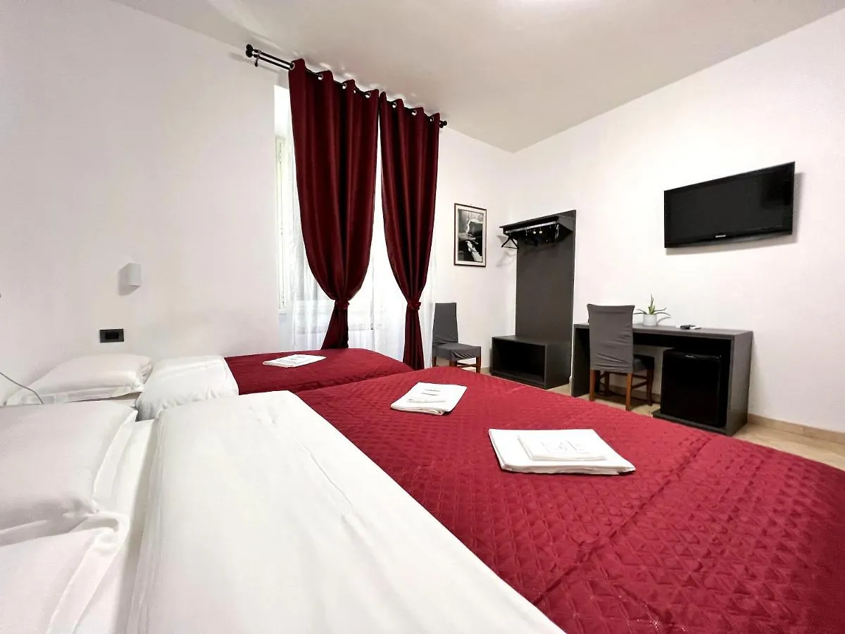 Hotel Domus Termini Rome 0*,  Italy